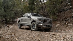 Lee más sobre el artículo 2021 Ford F-150 Temor: Camina de ruedas de rueda del año Contender