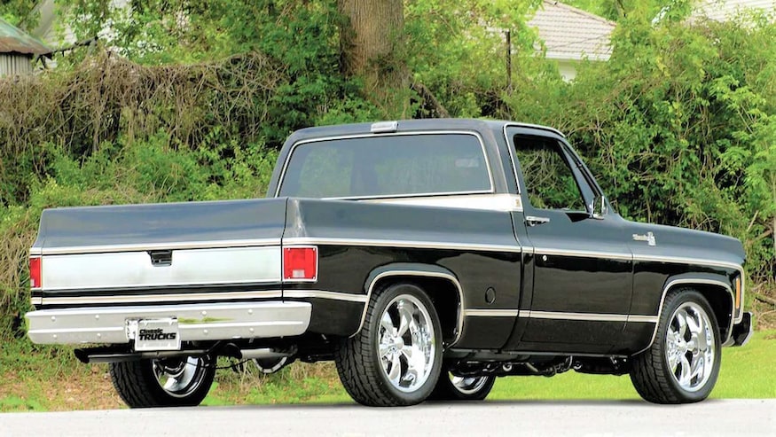 012-1977-chevy-silverado-c10-styleside-pickup-rear