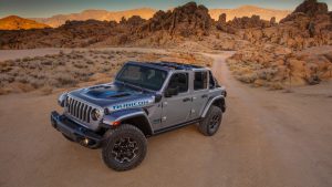 Lee más sobre el artículo 2021 Jeep Wrangler 4xe Plug-in Hybrid Oficial MPG: The Diesel Beats IT