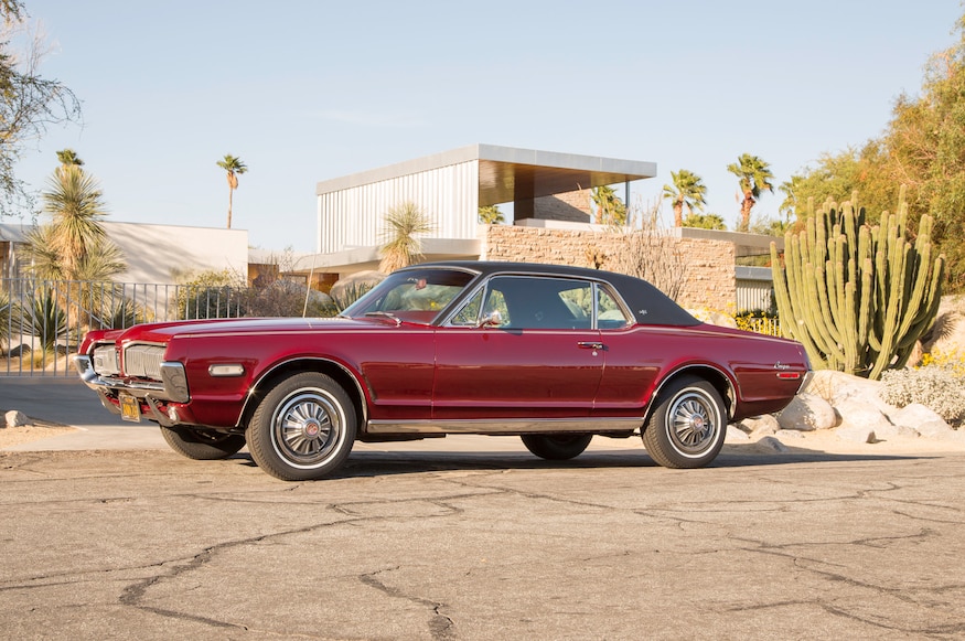 1967 1968 Mercury Cougar front three quarter 02