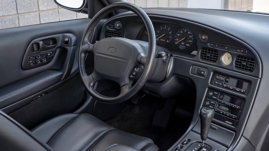 1993 Infiniti Q45t interior 1