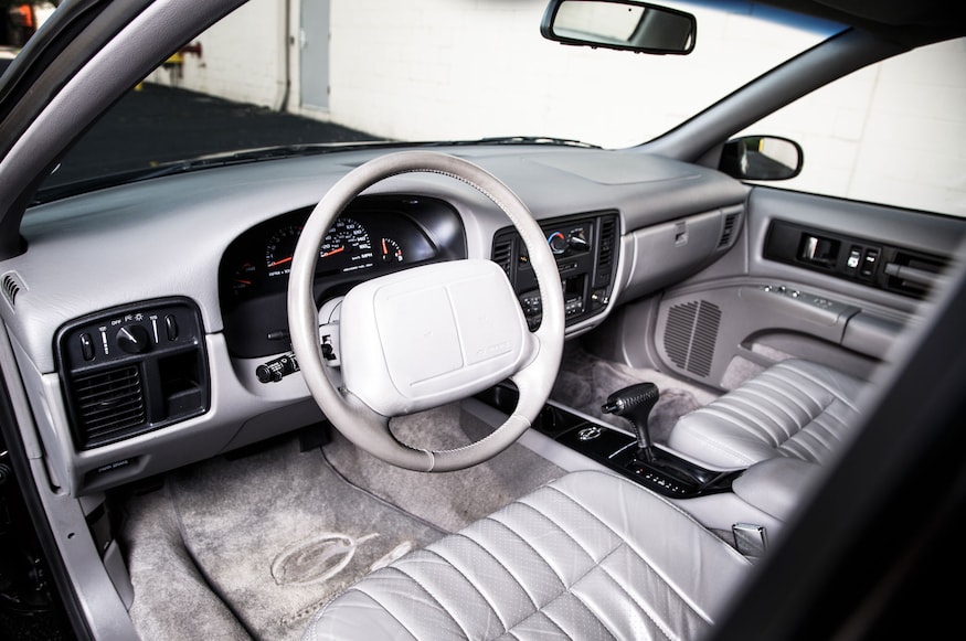 1994 1995 Chevrolet Impala cabin 01
