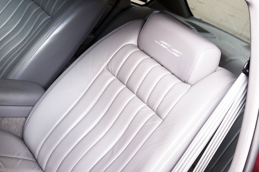 1994 1995 Chevrolet Impala front seats