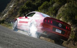 Lee más sobre el artículo 2013 Ford Mustang GT Premium First Prueba
