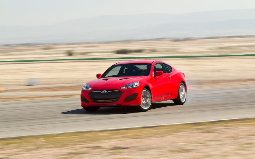 En este momento estás viendo 2013 Hyundai Genesis Coupe 2.0T R-SPEC Primera prueba