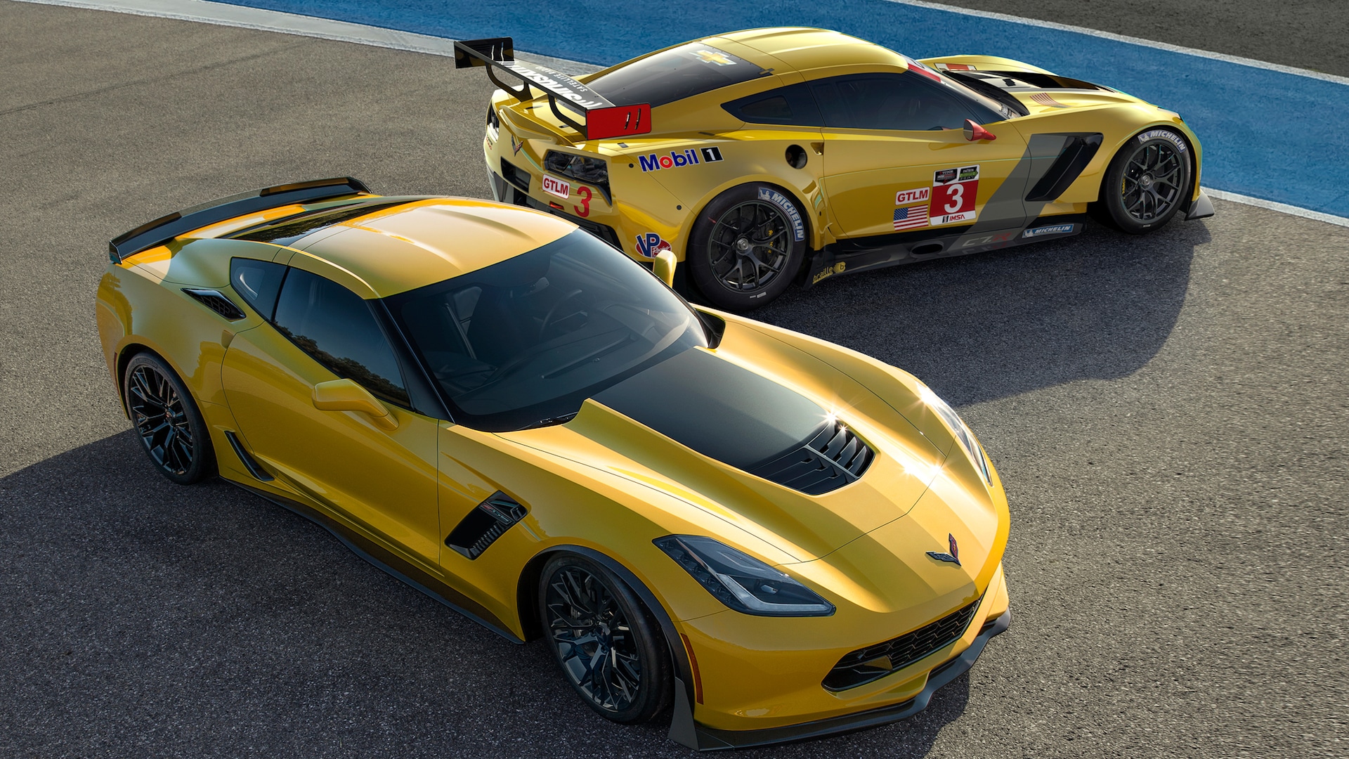 2015 Chevrolet CorvetteZ06andC7R 023