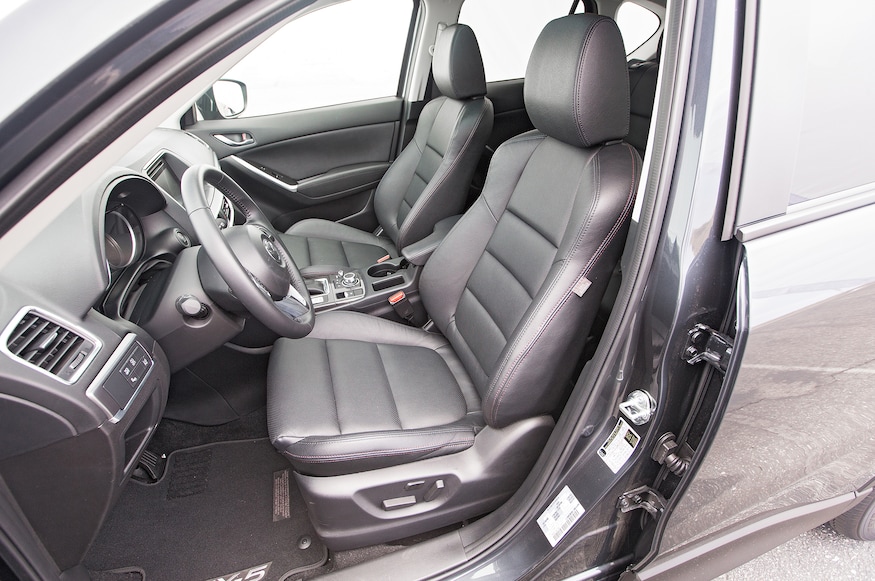 2016 Mazda CX 5 Grand Touring AWD front interior seats