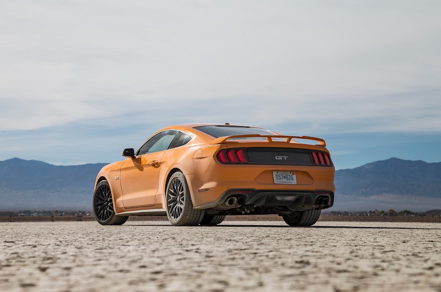 2018 Ford Mustang GT Performance Pack rear three quarter