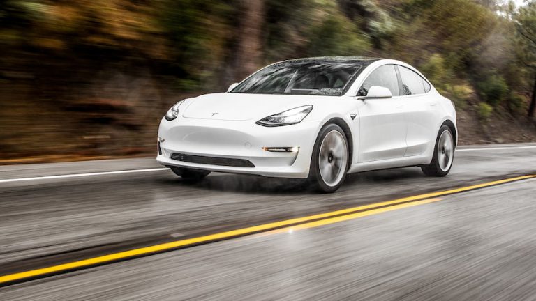 Lee más sobre el artículo ¿Qué ajuste de Tesla Model 3 es mejor? Aquí está nuestro guía