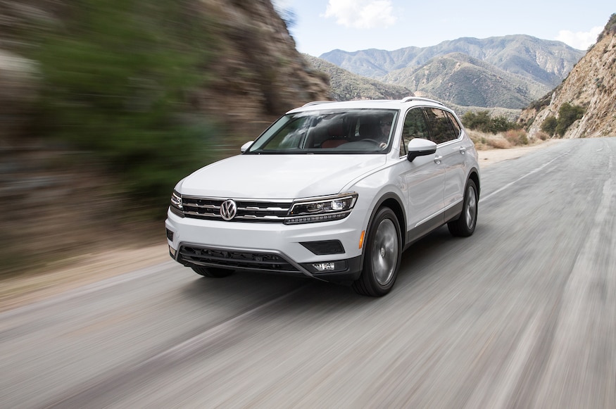 2018 Volkswagen Tiguan SEL TSI 4Motion front three quarter in motion
