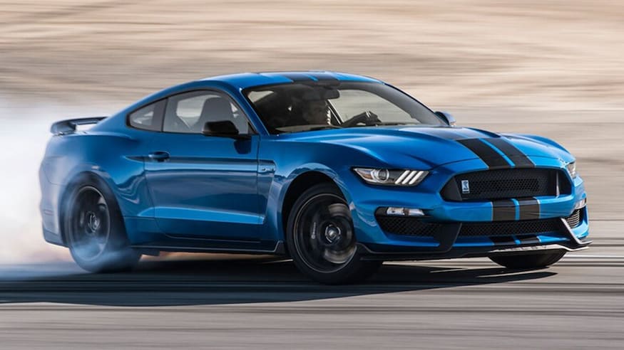 2019 Ford Shelby GT350 Mustang front three quarter in motion 1