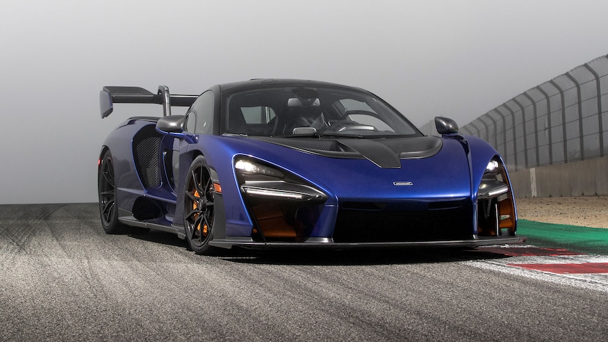 2019 McLaren Senna front three quarter 2