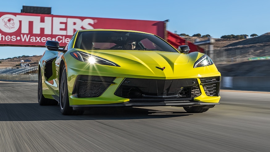 2020 Chevrolet Corvette 01