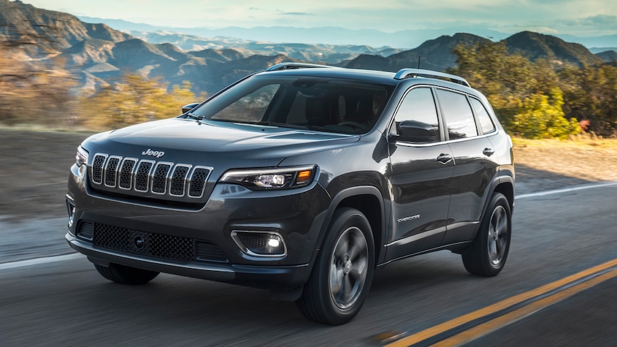 2020 Jeep Cherokee Limited Front Three Quarter Motion