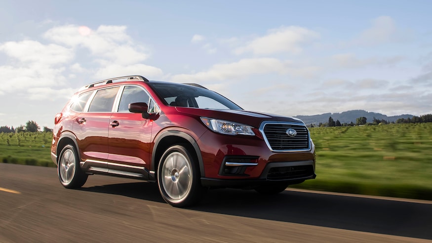 2020 Subaru Ascent Limited front three quarter in motion 3