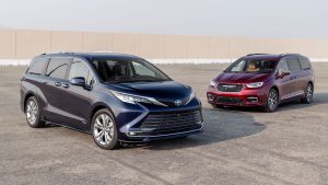Lee más sobre el artículo 2021 Chrysler Pacifica Hybrid vs. 2021 Toyota Sienna: los híbridos mueven las masas