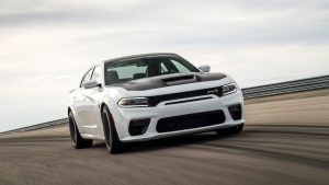 Lee más sobre el artículo 2021 Dodge Charger Srt Hellcat Redeye: sedán producido en masa más rápido del mundo