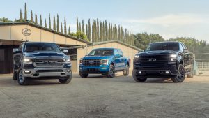 Lee más sobre el artículo 2021 Ford F-150 vs. Ram 1500 y Chevrolet Silverado 1500: De vuelta de nuevo