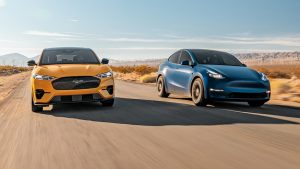 Lee más sobre el artículo Ford Mustang Mach-e GT vs. Tesla Modelo Y rendimiento: el futuro es bueno, divertido y rápido