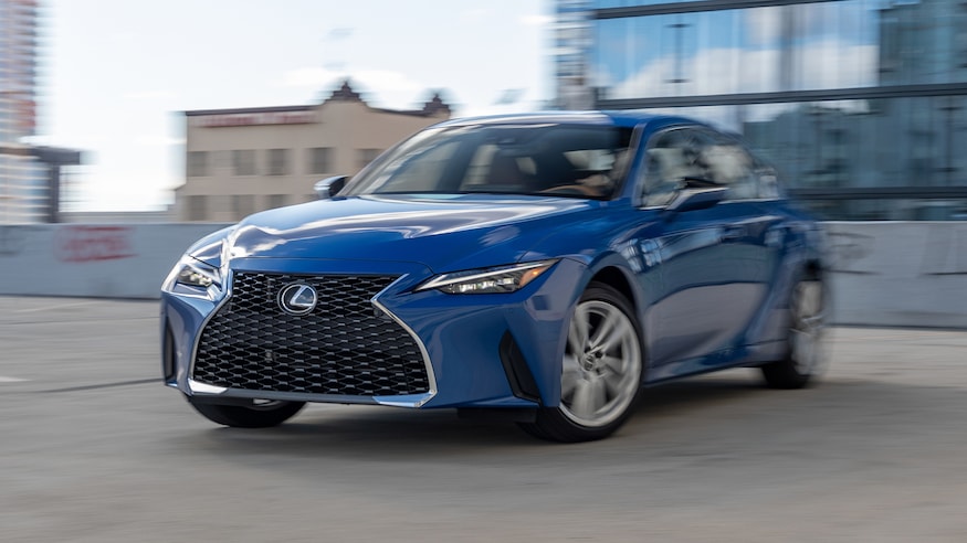 En este momento estás viendo 2021 Lexus IS300 AWD Primera prueba: no conduce un día más de siete años