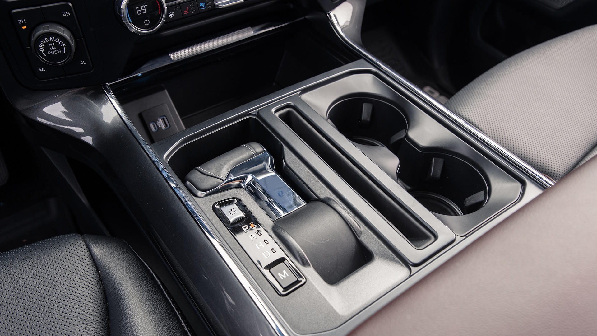 2021_Ford_F 150_Hybrid 11