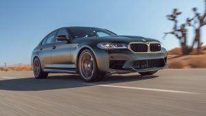 Lee más sobre el artículo 2022 BMW M5 CS Pvoty Review: uno de los mejores monstruos de cuatro puertas del mundo