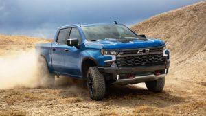 Lee más sobre el artículo 2022 Chevrolet Silverado ZR2 supuestamente cuesta más que un Ford Raptor