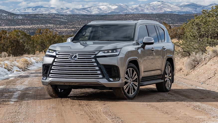 En este momento estás viendo 2022 LEXUS LX600 PRIMER DRIVE: un gran trabajo de SUV en progreso