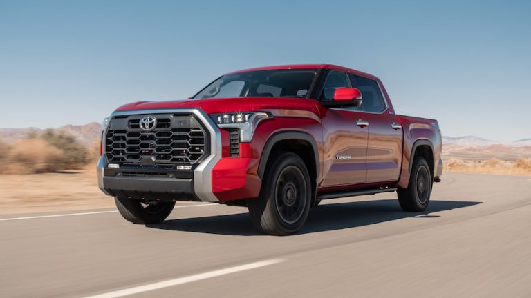 Lee más sobre el artículo 2022 Toyota Tundra Primera prueba: ¿una camioneta más grande y mejor?