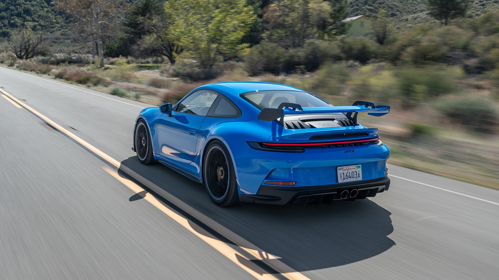 2022_Porsche_911_GT3 04