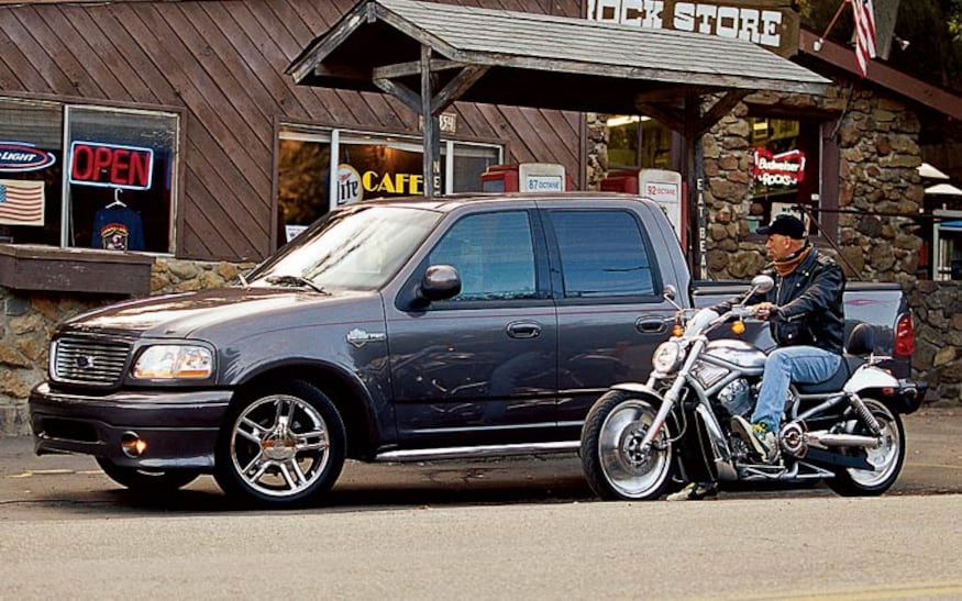 En este momento estás viendo Primer vistazo: 2002 Ford Harley-Davidson F-150 Supercrew