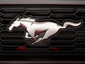 Lee más sobre el artículo La parte delantera del Ford Mustang 2024 es tan agradable que se filtró dos veces