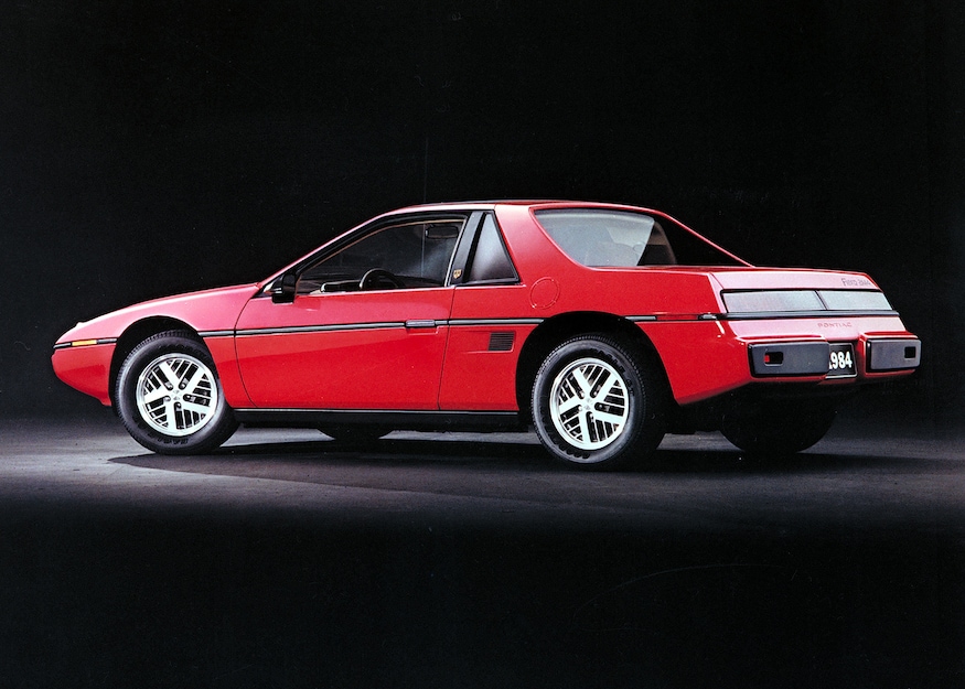 84 Fiero coupe C5218 0172