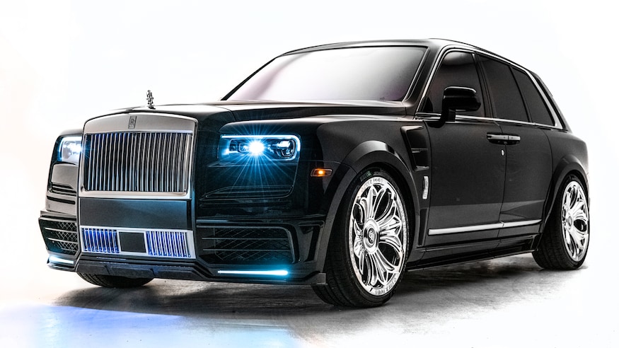 En este momento estás viendo Rolls-Royce Cullinan con temática gótica de Drake es definitivamente único