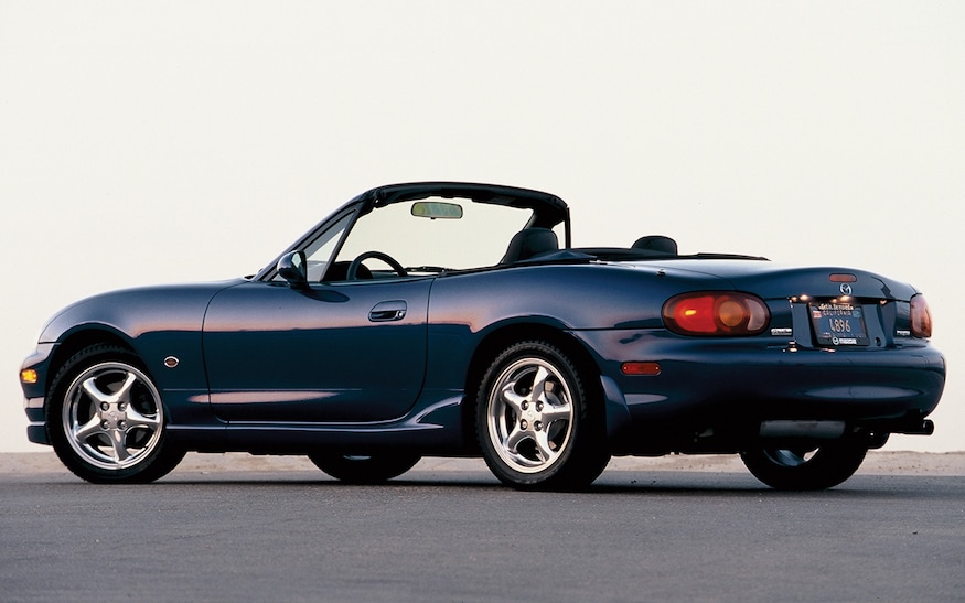 Mazda MX 5 Miata second generation rear side view