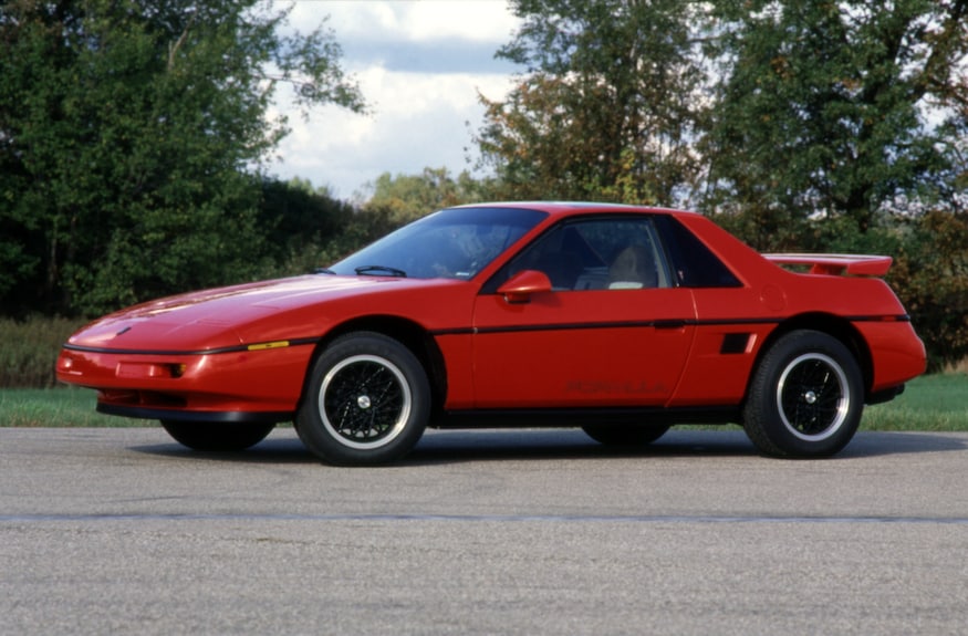 En este momento estás viendo El Pontiac Fiero casi nunca sucedió. Este es el por qué.