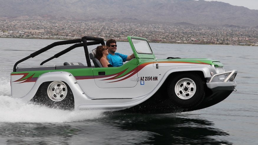 En este momento estás viendo La pantera de los autos de agua es el anfibio jeep car-boat que olvidaste existió