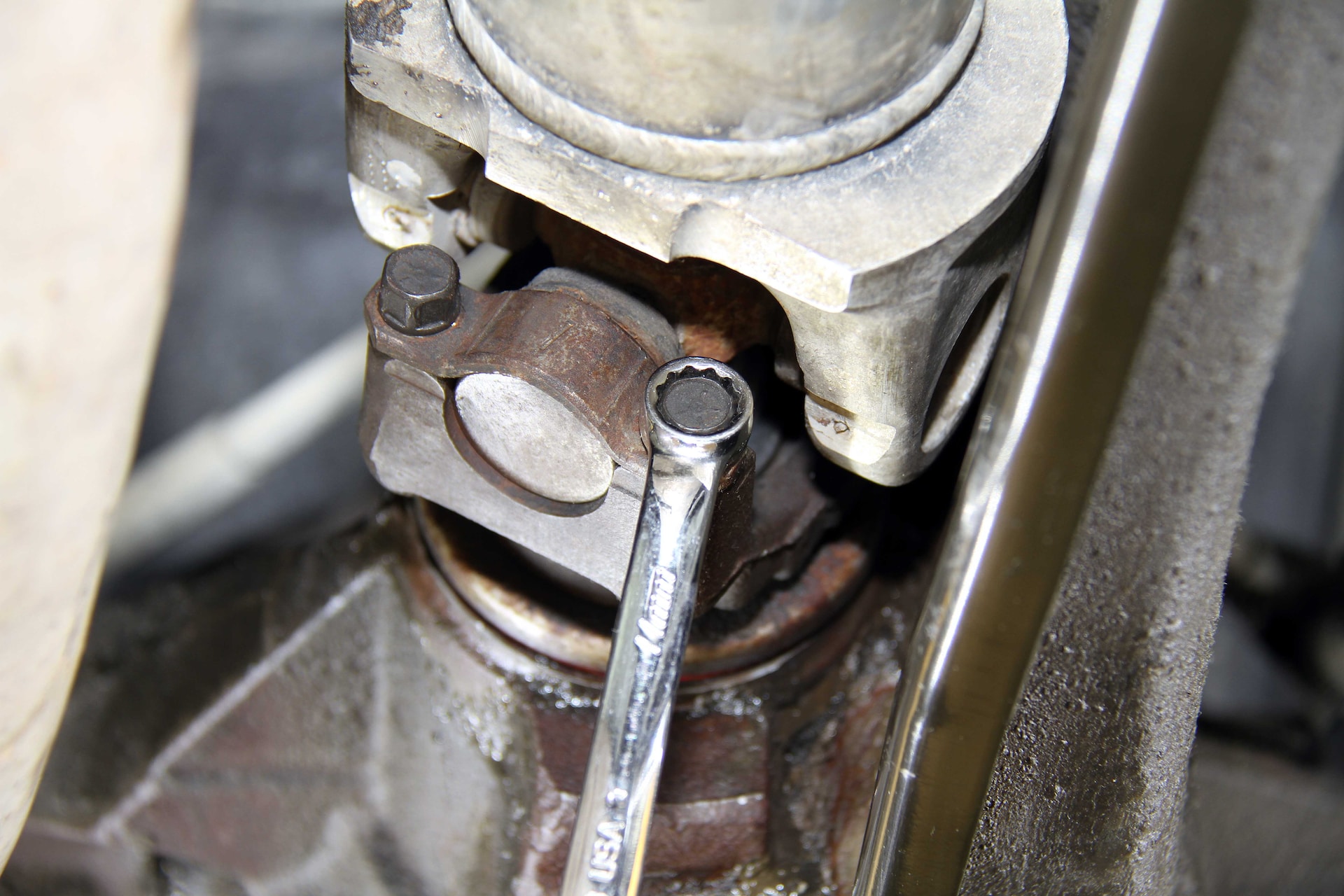 replacing a leaky pinion seal 13